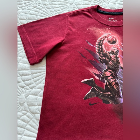 Nike Dri-Fit TShirt - Kids Size S - Picture 3 of 16